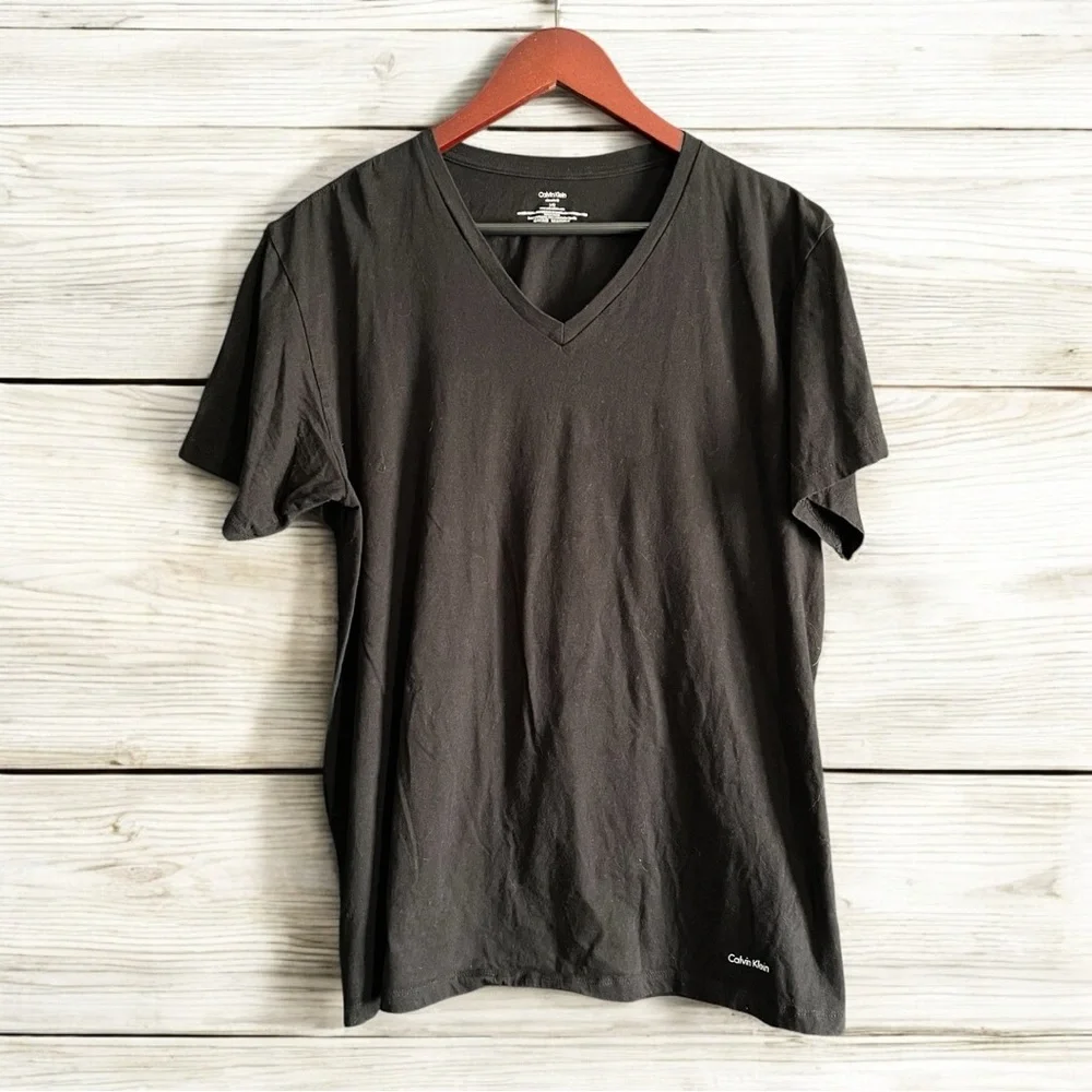 Calvin Klein Black V-Neck T-Shirt - Picture 1 of 4